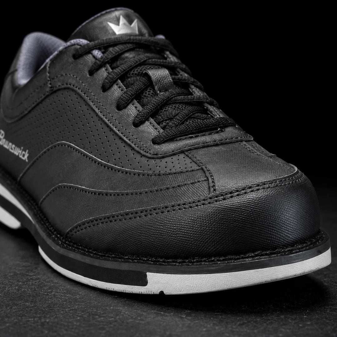 Chaussure de bowling Striker Black Rampage - Bowling Stars